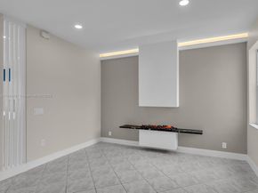624 Stanton Dr, Weston FL 33326