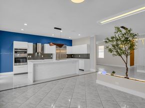 624 Stanton Dr, Weston FL 33326