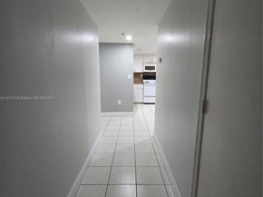 55 E 4th St 302, Hialeah FL 33010