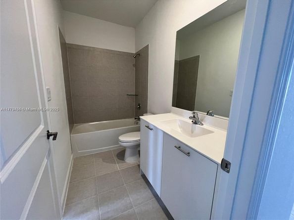 12285 NW 24th Pl, Miami FL 33167