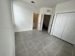 12285 NW 24th Pl, Miami FL 33167
