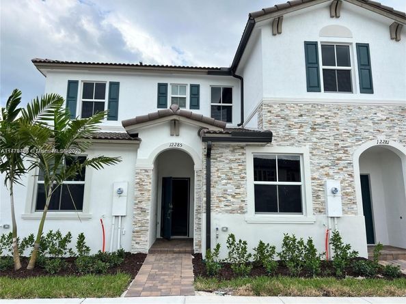 12285 NW 24th Pl, Miami FL 33167