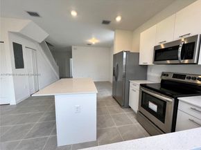 12285 NW 24th Pl, Miami FL 33167