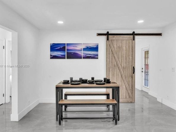 2112 N 14th ter, Hollywood FL 33020