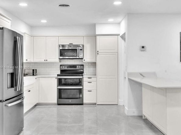 2112 N 14th ter, Hollywood FL 33020