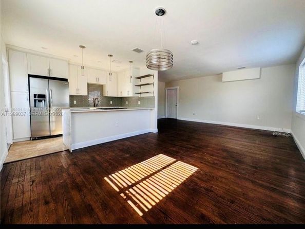 2775 SW 1st St, Miami FL 33135