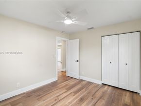 6881 Harding St, Hollywood FL 33024