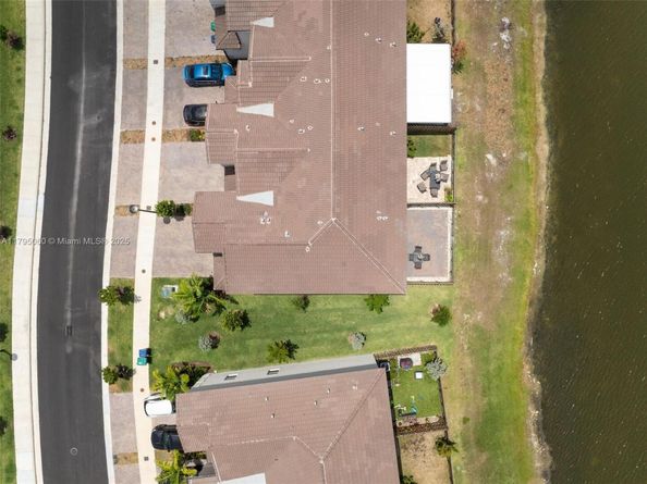 12656 NW 22nd Pl, Miami FL 33167