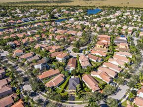1280 Majesty Ter, Weston FL 33327
