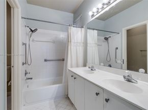 1280 Majesty Ter, Weston FL 33327