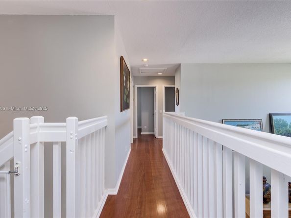 1280 Majesty Ter, Weston FL 33327