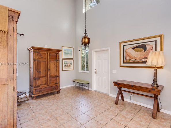 1280 Majesty Ter, Weston FL 33327