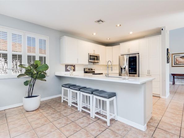 1280 Majesty Ter, Weston FL 33327