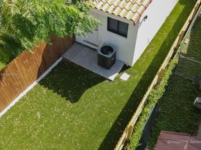 3045 SW 21st St, Miami FL 33145