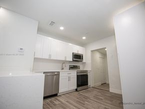 3045 SW 21st St, Miami FL 33145