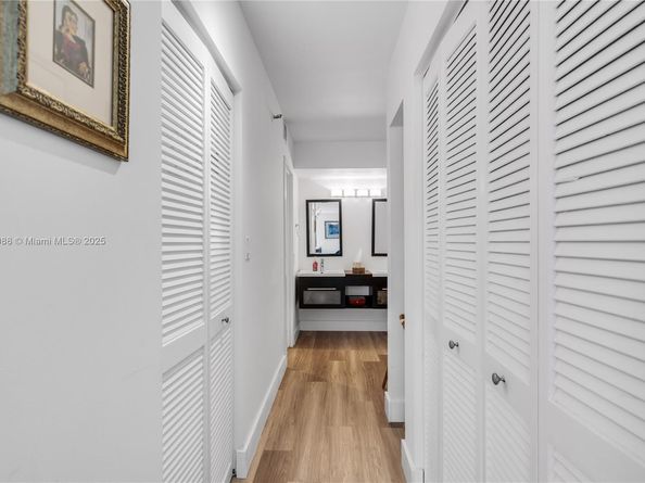 2501 Brickell Av 201, Miami FL 33129