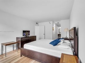 2501 Brickell Av 201, Miami FL 33129