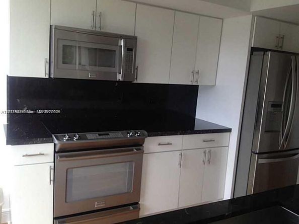 2501 Brickell Av 201, Miami FL 33129