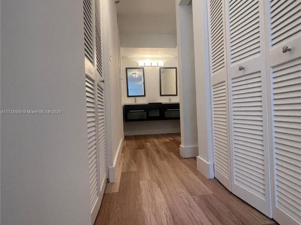 2501 Brickell Av 201, Miami FL 33129