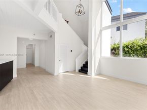 20205 W Oak Haven Cir, Miami FL 33179