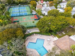 20205 W Oak Haven Cir, Miami FL 33179