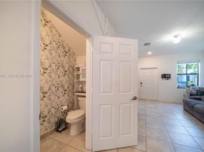 1540 SW 28th St, Fort Lauderdale FL 33315