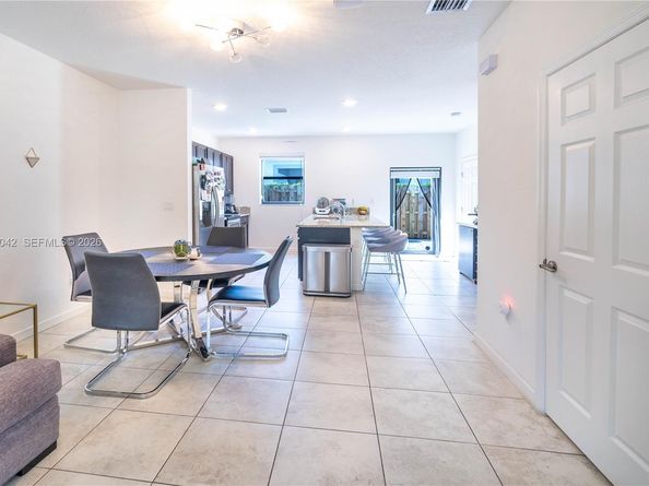 1540 SW 28th St, Fort Lauderdale FL 33315