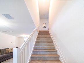 1540 SW 28th St, Fort Lauderdale FL 33315