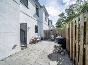 1540 SW 28th St, Fort Lauderdale FL 33315