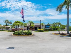 1726 SW 20th Ter, Deerfield Beach FL 33442
