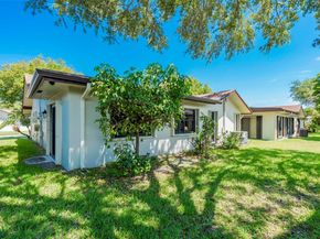 1726 SW 20th Ter, Deerfield Beach FL 33442