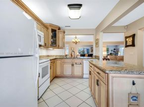 1726 SW 20th Ter, Deerfield Beach FL 33442