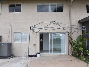 9763 NW 37th St, Sunrise FL 33351