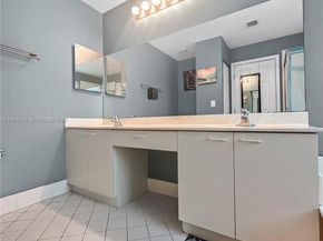 1462 Running Oak Ct, Royal Palm Beach FL 33411