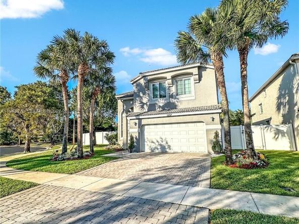 1462 Running Oak Ct, Royal Palm Beach FL 33411