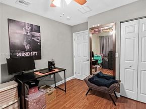 1462 Running Oak Ct, Royal Palm Beach FL 33411