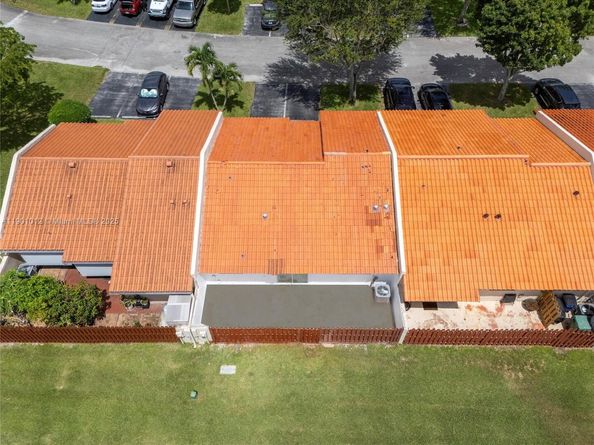 5913 SW 112th Ter, Cooper City FL 33330