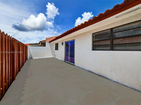 5913 SW 112th Ter, Cooper City FL 33330