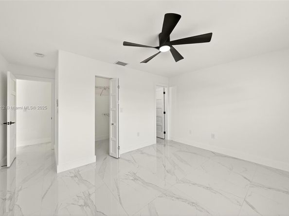 5913 SW 112th Ter, Cooper City FL 33330