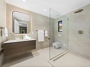 6065 Pine Tree Dr, Miami Beach FL 33140