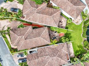 3015 NE 208th St, Aventura FL 33180