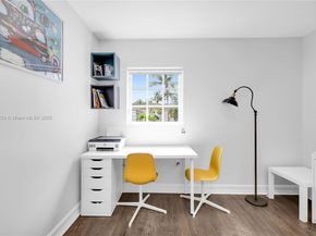 3015 NE 208th St, Aventura FL 33180