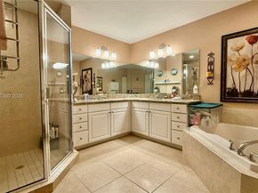 3001 NE 185th St 112, Aventura FL 33180