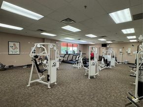9823 S Hollybrook Lake Dr 105, Pembroke Pines FL 33025