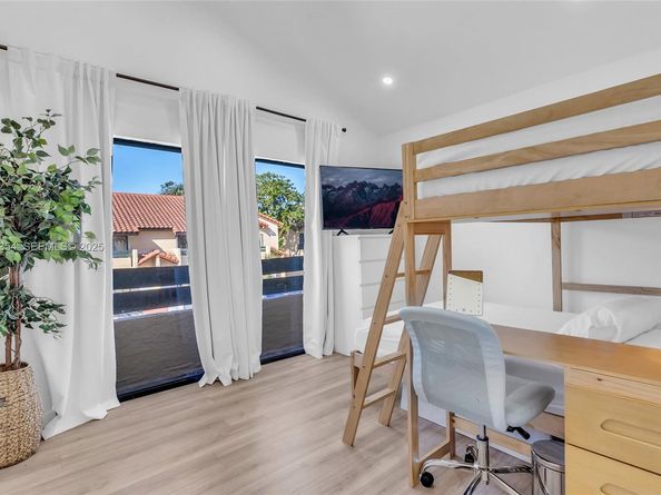 10080 SW 77th Ct, Miami FL 33156