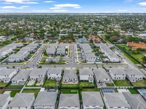 14836 SW 162nd St, Miami FL 33187