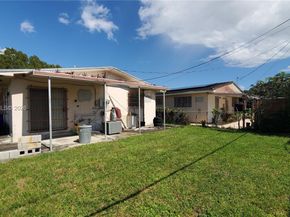 4756 SW 7th St, Miami FL 33134