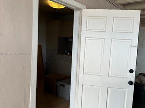 991 E 47th St, Hialeah FL 33013