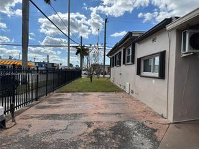 991 E 47th St, Hialeah FL 33013