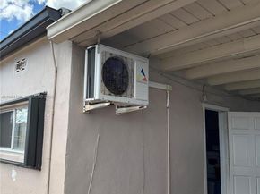 991 E 47th St, Hialeah FL 33013